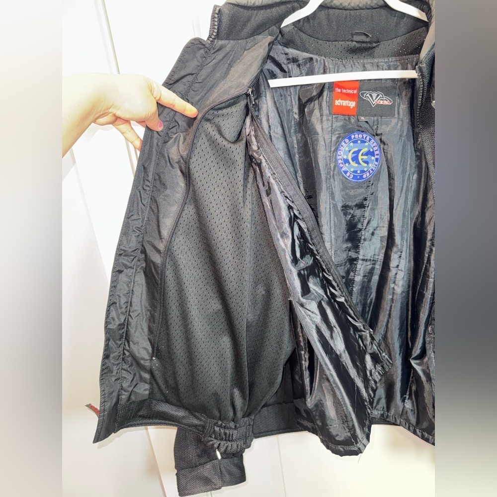 Vega Technical Advantage Moto JacketXL CE Protectors EN1621-2 Black - Picture 3 of 12
